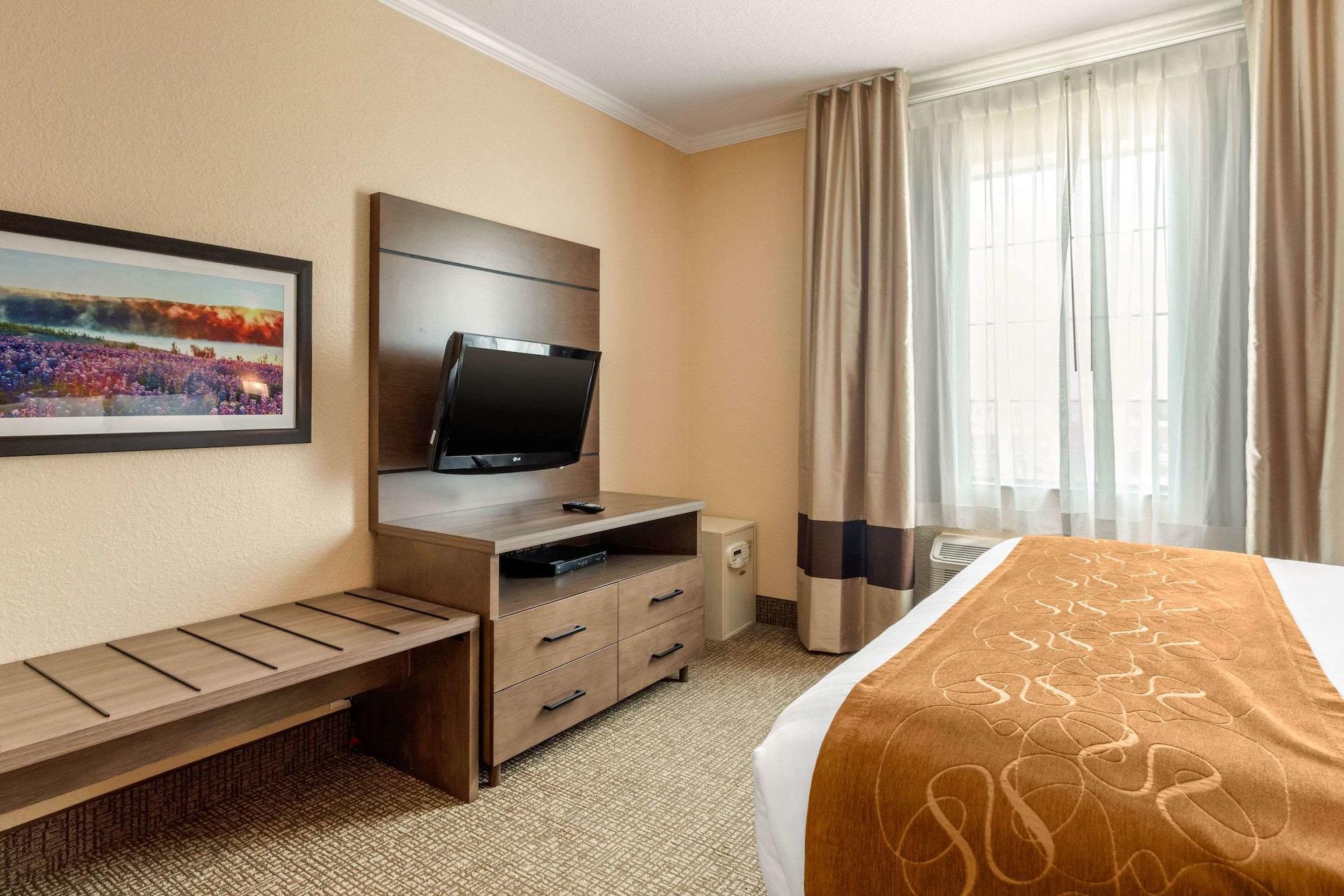 Comfort Suites Baytown I - 10 Екстер'єр фото