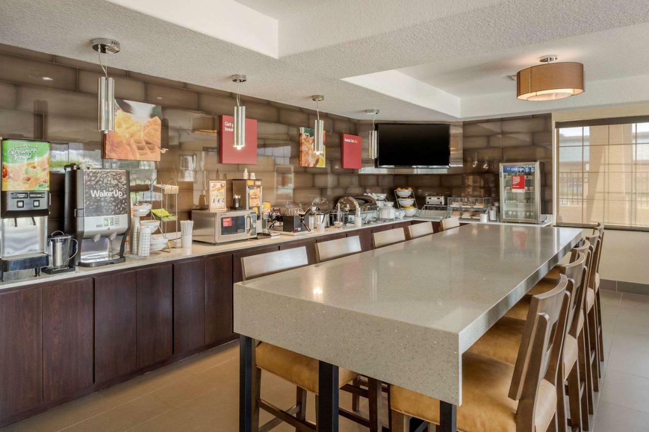 Comfort Suites Baytown I - 10 Екстер'єр фото